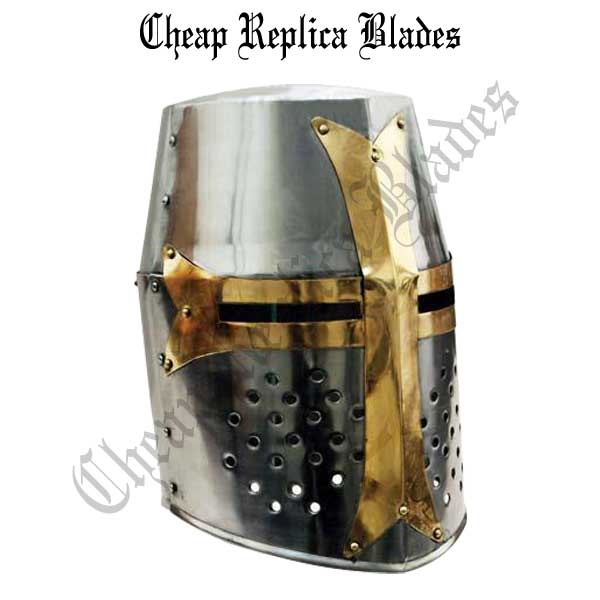 CRB-153 Brass Crusader Great Helmet-0